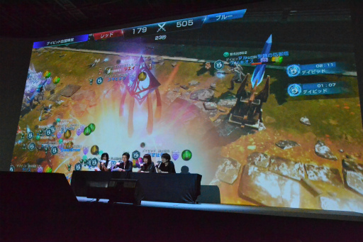 画像ギャラリー No.020のサムネイル画像 / ディナークルーズをかけた,YouTuber対抗戦の結末はいかに。アプリ配信日も明かされた「リネージュ2 レボリューション」プレリリースパーティー