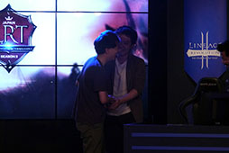 画像ギャラリー No.031のサムネイル画像 / 日課の改善内容や新種族「カマエル」の実装など「リネレボ」の最新情報が発表に。イベント「LRT 血盟王者決定戦 SEASON3」の模様をレポート