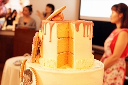 画像ギャラリー No.026のサムネイル画像 / オリジナルケーキやクイズ,ビンゴ大会も大盛況! 女性プレイヤーが親睦を深めた「リネレボ」初の女子会「L2R Girls Party」をレポート