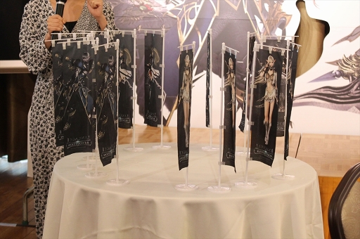 画像ギャラリー No.032のサムネイル画像 / オリジナルケーキやクイズ,ビンゴ大会も大盛況! 女性プレイヤーが親睦を深めた「リネレボ」初の女子会「L2R Girls Party」をレポート