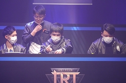 ���������꡼ No.036�Υ���ͥ������ / ��LINEAGE2 REVOLUTION TOURNAMENT �������Է����� SEASON4�ץ�ݡ��ȡ������ܡ����ε���ڥåȤʤɿ������