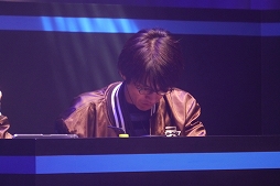 ���������꡼ No.042�Υ���ͥ������ / ��LINEAGE2 REVOLUTION TOURNAMENT �������Է����� SEASON4�ץ�ݡ��ȡ������ܡ����ε���ڥåȤʤɿ������