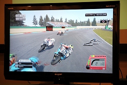 画像ギャラリー No.022のサムネイル画像 / 「MotoGP 15」のメディアブリーフィングが開催。元MotoGPレーシングライダーの中野真矢さんが,現役時代のデータでプレイを披露
