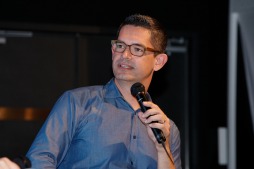 ꡼ No.003 | ֱǲ 󥰥꡼СŸؤо줷ꥨƥ֥ȡ٥ȤΥݡȤ