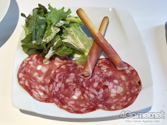 画像ギャラリー No.008のサムネイル画像 / 「夢色キャスト」の期間限定コラボカフェが本日オープン。コラボメニューや，楽屋裏をコンセプトにした店内の様子をレポート