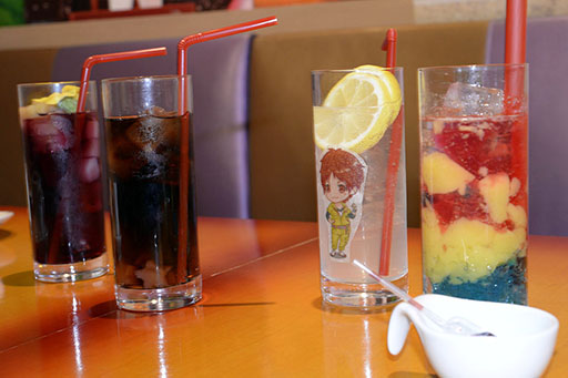 画像ギャラリー No.016のサムネイル画像 / 「夢キャス」とスイーツパラダイスのコラボカフェが池袋にオープン。コラボメニューや店内の様子が公開された内覧会をフォトレポート