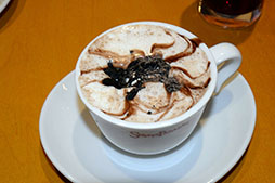 画像ギャラリー No.018のサムネイル画像 / 「夢キャス」とスイーツパラダイスのコラボカフェが池袋にオープン。コラボメニューや店内の様子が公開された内覧会をフォトレポート