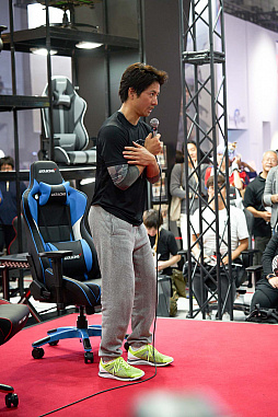 ꡼ No.018Υͥ / TGS 2018ϥޡAKRacing֡Ϫ줿󡦥ζͤݡ