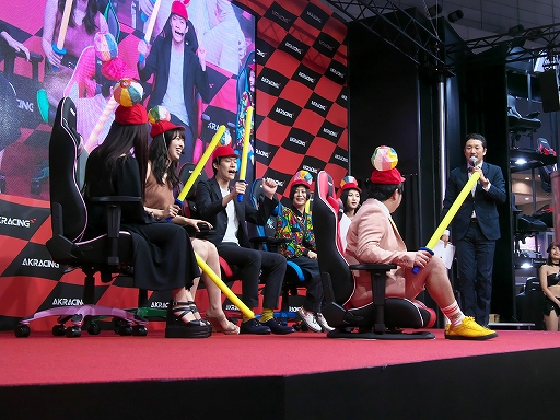 ꡼ No.004 | TGS 2019ϡߤRacing in TGS ɥ餱ΥԥåפǤAKRacingפΰŪʰ괶