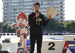 画像ギャラリー No.002のサムネイル画像 / 「レーシング娘。」R娘杯,メディア対抗カートレース大会開催,想像以上にガチな展開となったレース結果はいかに?