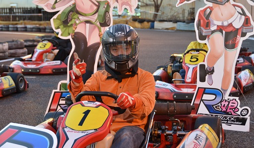 画像ギャラリー No.010のサムネイル画像 / 「レーシング娘。」R娘杯,メディア対抗カートレース大会開催,想像以上にガチな展開となったレース結果はいかに?