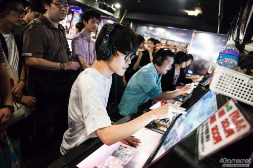 画像ギャラリー No.021のサムネイル画像 / 「LORD of VERMILION Re:3」全国大会への切符をかけた「OVER the LORD」東京予選フォトレポート。優勝は「YYT+カニ」チームの手に