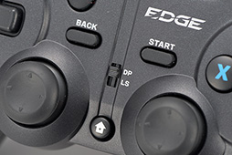 画像ギャラリー No.014のサムネイル画像 / HORIのPC用ゲームパッド「EDGE 301」は,「Xbox 360 Controller」を置き換える新標準になれるか