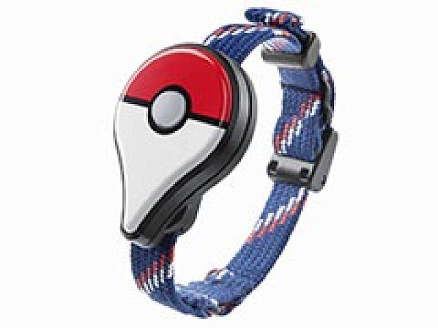 Pokémon GO Plus」の発売日が9月16日に決定。スマホの画面を見続けなく