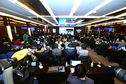 ���������꡼ No.004�Υ���ͥ������ / �ڹ��ǡ�Pokémon GO�פΥ����ӥ���1��24���˥������ȡ�����Ū��������7����λ���Фƾ�Φ