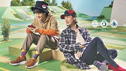 画像ギャラリー No.002のサムネイル画像 / 「ポケモンGO」,俳優の佐藤 健さんと神木隆之介さんが出演する新CM「2人でバトル」篇の放映が開始。Web限定のオフショット映像もあり