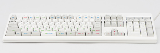 画像ギャラリー No.008のサムネイル画像 / アナログ入力に対応するREALFORCEキーボードの試作機を,4Gamerライター陣がよってたかってテストしてみた