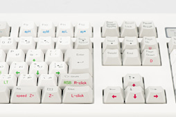 画像ギャラリー No.047のサムネイル画像 / アナログ入力に対応するREALFORCEキーボードの試作機を,4Gamerライター陣がよってたかってテストしてみた