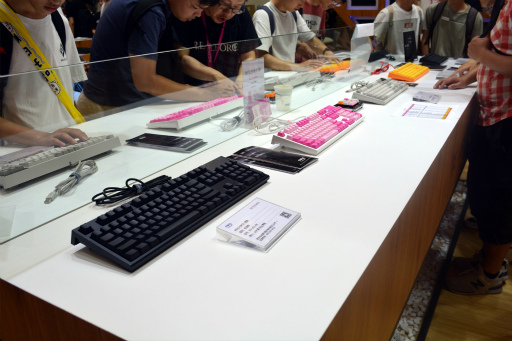 Cj19 東プレがコラボ仕様の Realforce を出展 まさかの ハローキティ デザインに Cj19 東プレがコラボ仕様の Realforce を出展 まさかの ハローキティ デザインに