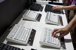 ꡼ No.014 | [TGS2023] ̼ȥޡܡɡREALFORCE GX1פܡեȤˤޤǤä֥̼GX1פå