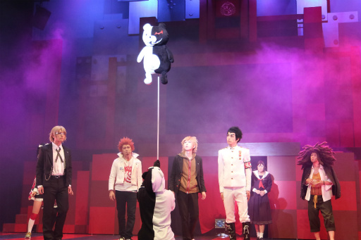 舞台 ダンガンロンパ The Stage 希望の学園と絶望の高校生 16 が本日開幕 新たな演出が確認できたゲネプロと記者会見をレポート