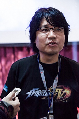 画像ギャラリー No.002のサムネイル画像 / 「THE KING OF FIGHTERS XIV」が目指すのは,これまでで一番遊びやすいKOF。小田泰之プロデューサーへのインタビューと直撮りプレイムービーを掲載