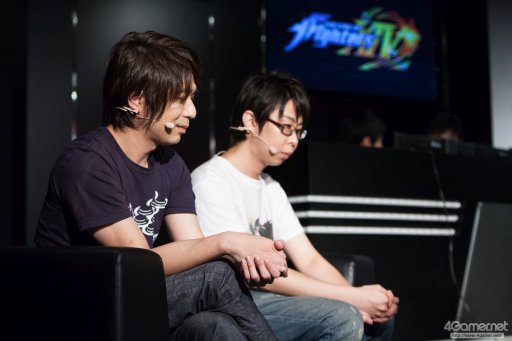 画像ギャラリー No.011のサムネイル画像 / sako選手のダイナソーが,Justin選手の庵が大暴れ。4人の有名プレイヤーによって争われた「KOF XIV DREAM MATCH」フォトレポート。優勝はGO1選手の手に