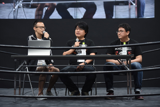 ���������꡼ No.002�Υ���ͥ������ / ��TGS 2016�ϡ�KOF XIV�פΡ�F���ɤ�ޥå��󥰤�������ѥå���10����˥�꡼����SNK�ץ쥤�⥢�Υȡ������硼���ݡ���