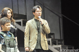 ���������꡼ No.007�Υ���ͥ������ / ��BIOHAZARD THE STAGE�פ����氧�������ͥץ����ݡ��ȡ����йֻդȤ��ƶ��Ť�Ω�ĥ�٥å��λѤ�����