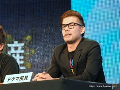 画像ギャラリー No.023のサムネイル画像 / グリーのスマホ向け新作RPG「追憶の青」発表会に,中島美嘉さんがゾンビになって登場。開発陣によるトークも行われたイベントをレポート