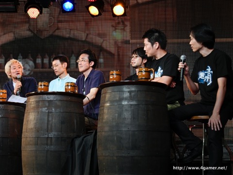 画像ギャラリー No.026のサムネイル画像 / グリーのスマホ向け新作RPG「追憶の青」発表会に,中島美嘉さんがゾンビになって登場。開発陣によるトークも行われたイベントをレポート