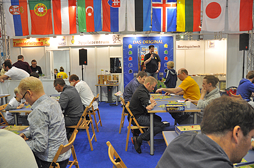 ���������꡼ No.002�Υ���ͥ������ / ��11��֥��륫����̡��������긢���SPIEL���ǳ��š����󲦼Ԥ�ͥ���ʤ뤫�����뤤�ϥ��������ͥ���Ԥ��Ф뤫�������ơ����ܿͥץ쥤�䡼�����Ӥϡ�