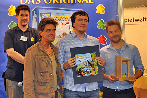 ���������꡼ No.017�Υ���ͥ������ / ��11��֥��륫����̡��������긢���SPIEL���ǳ��š����󲦼Ԥ�ͥ���ʤ뤫�����뤤�ϥ��������ͥ���Ԥ��Ф뤫�������ơ����ܿͥץ쥤�䡼�����Ӥϡ�