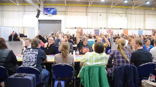 ꡼ No.005 | SPIEL15ƹ񤫤齸ޤä1040ͤƱͷ֡Υ20ǯǰ٥ȡ1000ͥץݡ