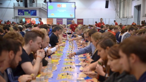 ꡼ No.013 | SPIEL15ƹ񤫤齸ޤä1040ͤƱͷ֡Υ20ǯǰ٥ȡ1000ͥץݡ