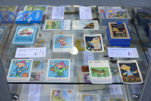 画像ギャラリー No.004のサムネイル画像 / ボードゲームで振り返る,東西ドイツの半世紀。統一25周年記念のゲームコレクション展示に,ゲーマーの魂を見た