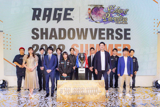 画像集#009のサムネイル/「RAGE Shadowverse 2022 Summer GRAND FINALS」，ういはら選手が優勝賞金1000万円を獲得