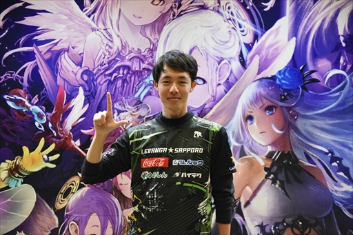 画像ギャラリー No.021のサムネイル画像 / 「RAGE Shadowverse 2023 Winter」予選大会レポート。12月に実施されるGRAND FINALSに歩を進める8人の選手が決定!