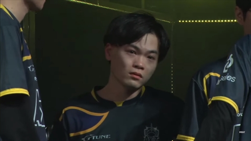 画像ギャラリー No.030のサムネイル画像 / AXIZが「Shadowverse」プロツアー年間王者の座に輝く。「RAGE SHADOWVERSE PRO TOUR CHAMPIONSHIP 23-24」レポート