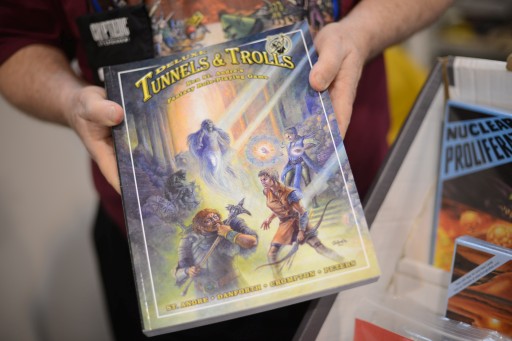 画像ギャラリー No.003のサムネイル画像 / 「Nuclear War」から「クイーンズブレイド」まで歩み続けた40年。最新第8版「T&T」をリリースしたFlying Buffaloに,SPIEL会場で話を聞いてみた