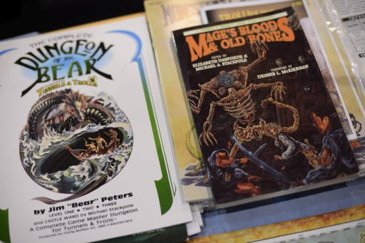 画像ギャラリー No.006のサムネイル画像 / 「Nuclear War」から「クイーンズブレイド」まで歩み続けた40年。最新第8版「T&T」をリリースしたFlying Buffaloに,SPIEL会場で話を聞いてみた