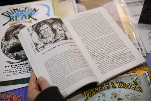 画像ギャラリー No.007のサムネイル画像 / 「Nuclear War」から「クイーンズブレイド」まで歩み続けた40年。最新第8版「T&T」をリリースしたFlying Buffaloに,SPIEL会場で話を聞いてみた