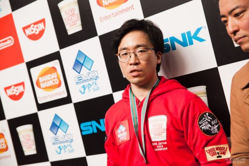 ꡼ No.001 | EVO Japanɸν򶯤äŴ7ͥKneeƱ󥿥ӥ塼