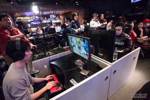 ���������꡼ No.015�Υ���ͥ������ / �޶����ȡ��ʥ��ȡ�Ŵ��7 �ץ������ԥ��󥷥åסץե��ȥ�ݡ��ȡ��ץ��饤���󥹻�ʼ�8̾��ĺ����Ω�ä��ΤϤΤ�������