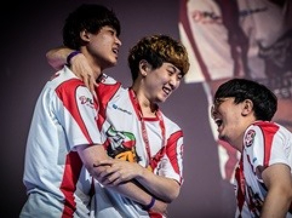 速報】［EVO2018］「鉄拳7」部門の優勝は韓国のLowHigh選手。伝統の
