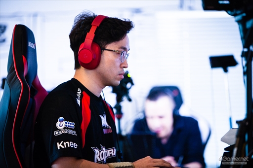 ���������꡼ No.005�Υ���ͥ������ / ��Ŵ��7���������辡��TEKKEN World Tour 2019 Finals�פ����ܻ���12��7��14:00�ˤ��褤�賫�롣�о�������ۿ����֤�ޤȤ�Ƥ��Ϥ�