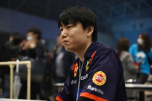 ���������꡼ No.002�Υ���ͥ������ / ��EVO Japan�ϥ���������ꥤ�󥿥ӥ塼��Ŵ�����ɥĥ���ͥ���򿶤��֤äƤ�餦�ȤȤ��������Ÿ˾��ʹ����