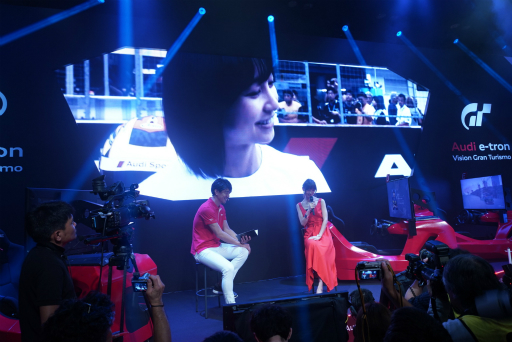 ���������꡼ No.006�Υ���ͥ������ / �֥����ġ��ꥹ��SPORT�פ�̾�֤������������о줷����Audi e-tron Vision Gran Turisumo��Ÿ�����٥�Ȥ��ݡ���