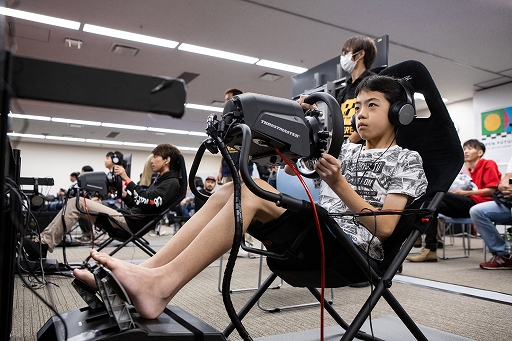 画像ギャラリー No.016のサムネイル画像 / 全国都道府県対抗eスポーツ選手権2019 IBARAKI,「グランツーリスモSPORT」部門の沖縄県代表が決定