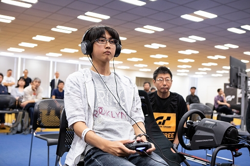 画像ギャラリー No.013のサムネイル画像 / 「グランツーリスモSPORT」,「全国都道府県対抗eスポーツ選手権2019 IBARAKI」中国エリア代表決定戦の公式レポートが公開